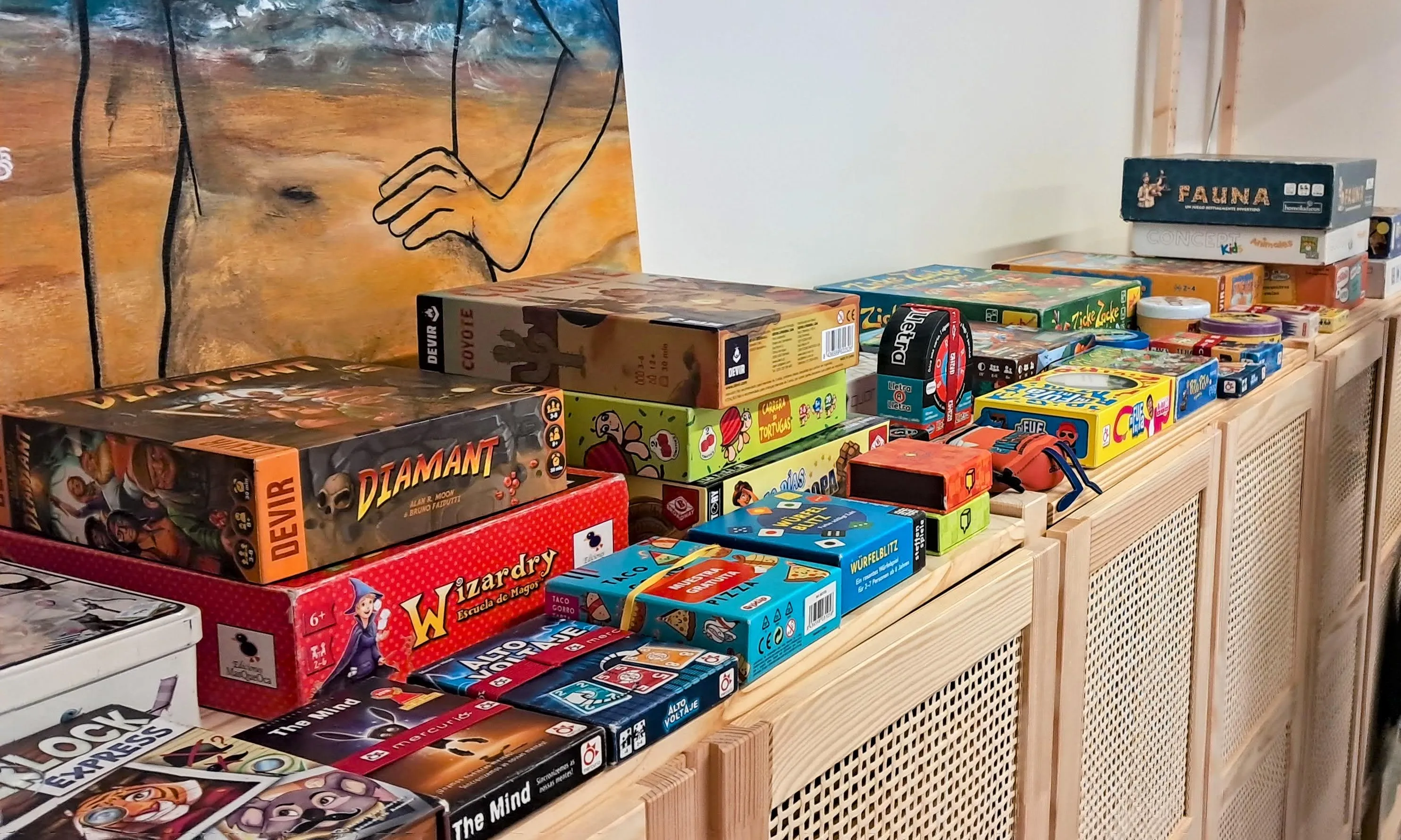 Espai de jocs a la cooperativa La Juganera