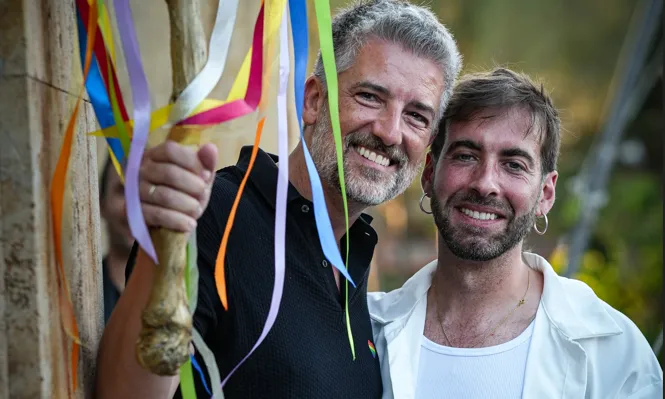 El David Baena, president de l'Orgull Espluguí, amb el Toni Cruanyes a l'Orgull Rural.