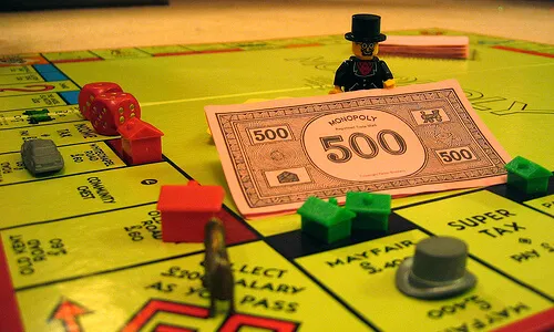 Fotografia del joc de taula del Monopoly. Galeria de David Muir al Flickr.