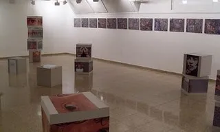 Fotografia de la sala d'exposició de "Cielo Andante"