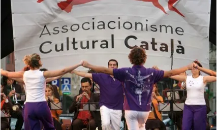 Colla Sardanista Violetes del Bosc.