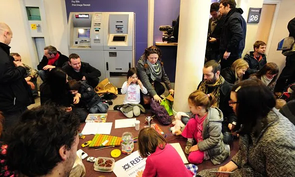 Sede de un banco transformada en guardería