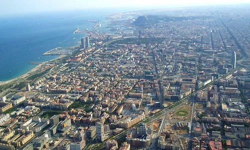 Vista aèrea de Barcelona (carregada a Flickr per sergitxu)