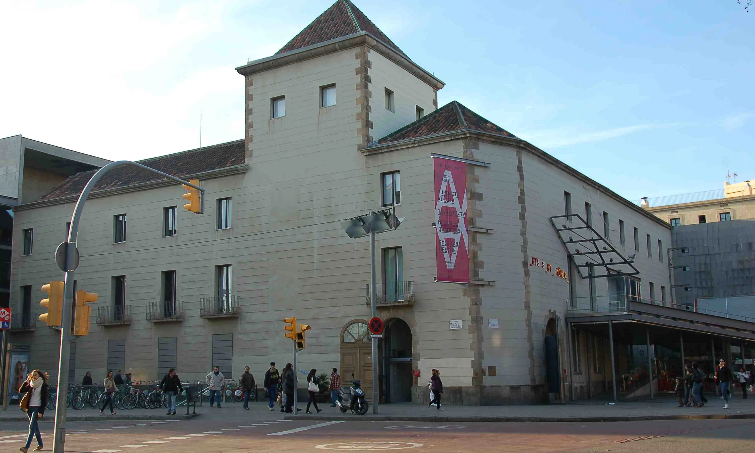 Centre Santa Mònica. Barcelona.