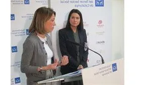 Carme Chacón visita la Taula del Tercer Sector