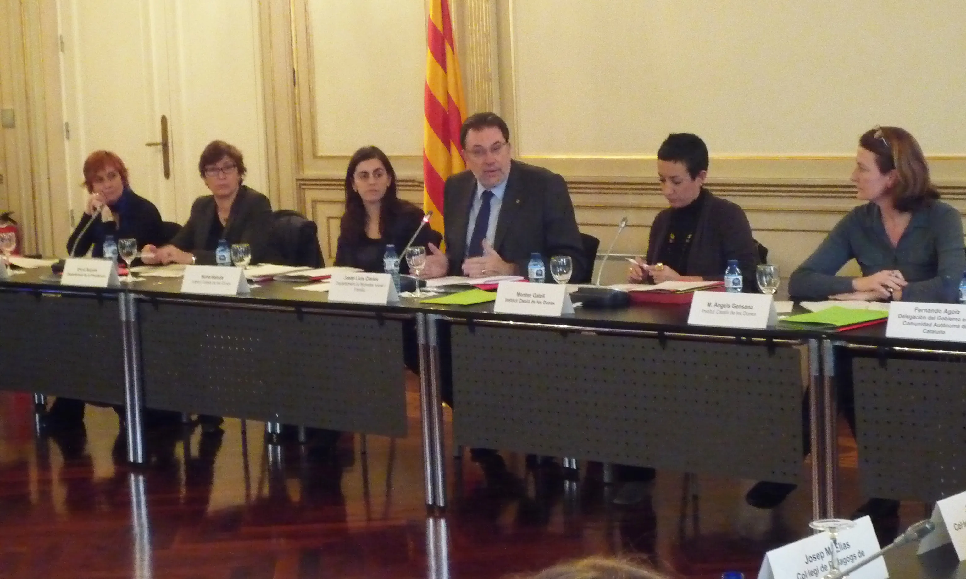 Imatge de la reunió de la Comissió Nacional. Font: web del Departament