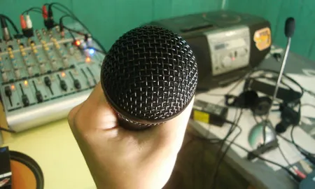 Ràdio comunitària: http://www.sanclemente.cl/comunitario/