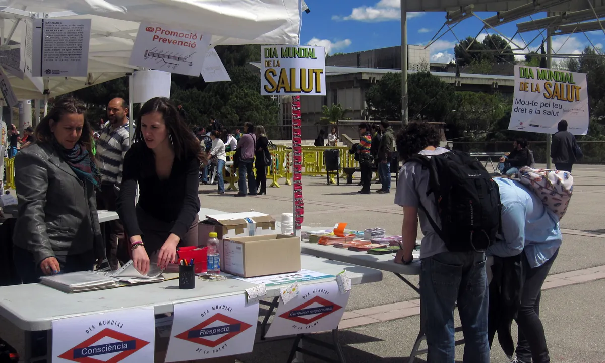 L'estand informatiu del programa de salut de la FAS