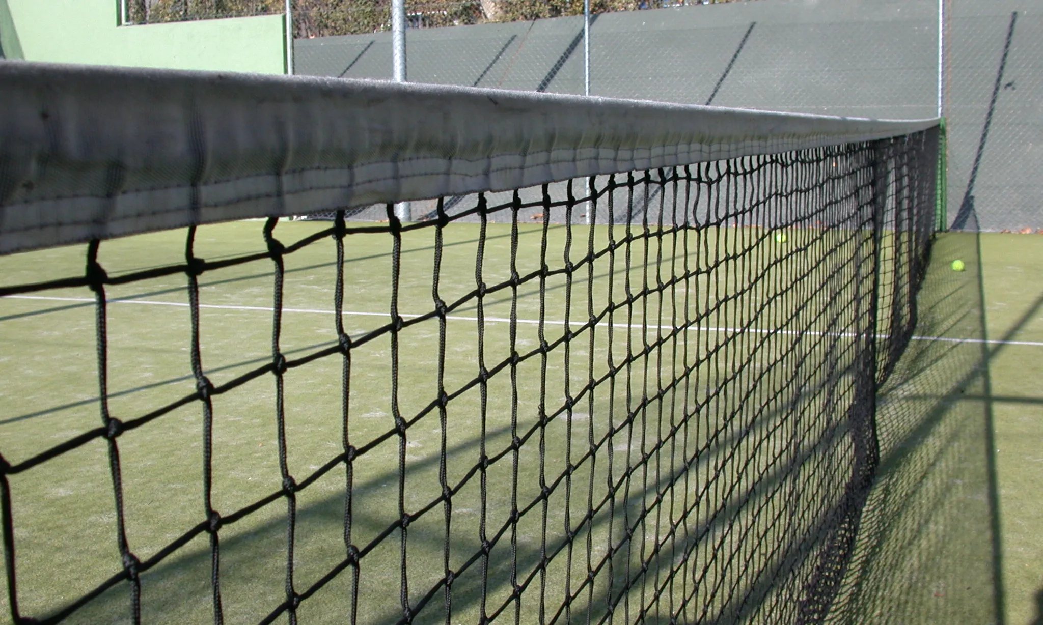 El torneig de pàdel solidari es celebra a Girona