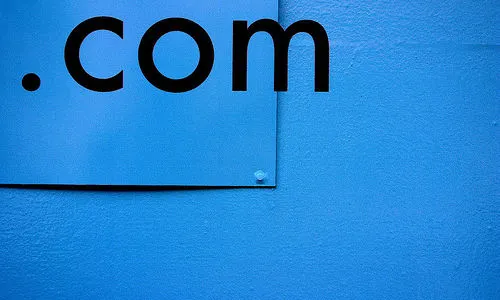 Dot com. Foto de l'usuari Thomas Hawk a Flickr. Llicència CC. 