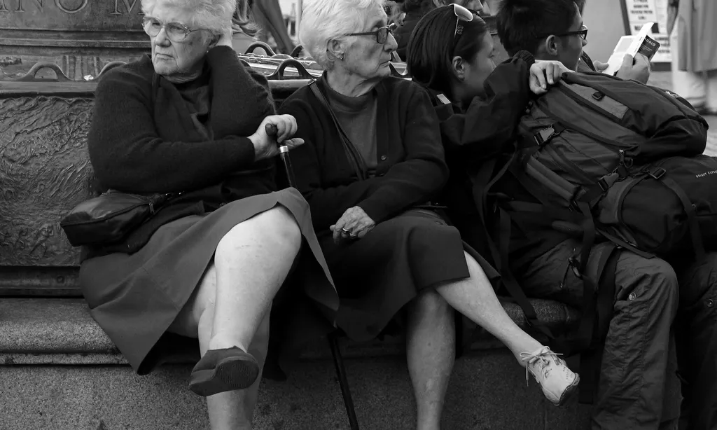 Gent gran. Font: Joe Lomas (Flickr)
