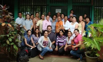 Participants al seminari després de la seva clausura