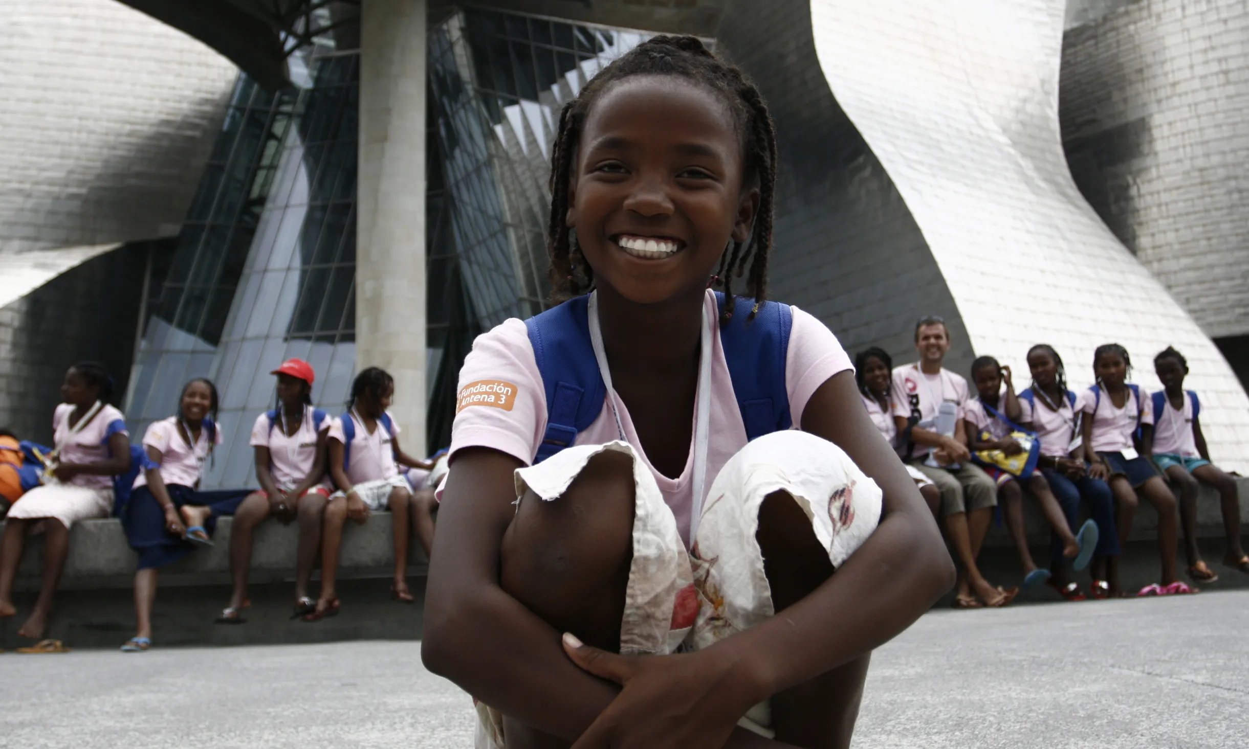 La Malagasy Gospel davant del museu Guggenheim de Bilbao. Font: Agua de Coco