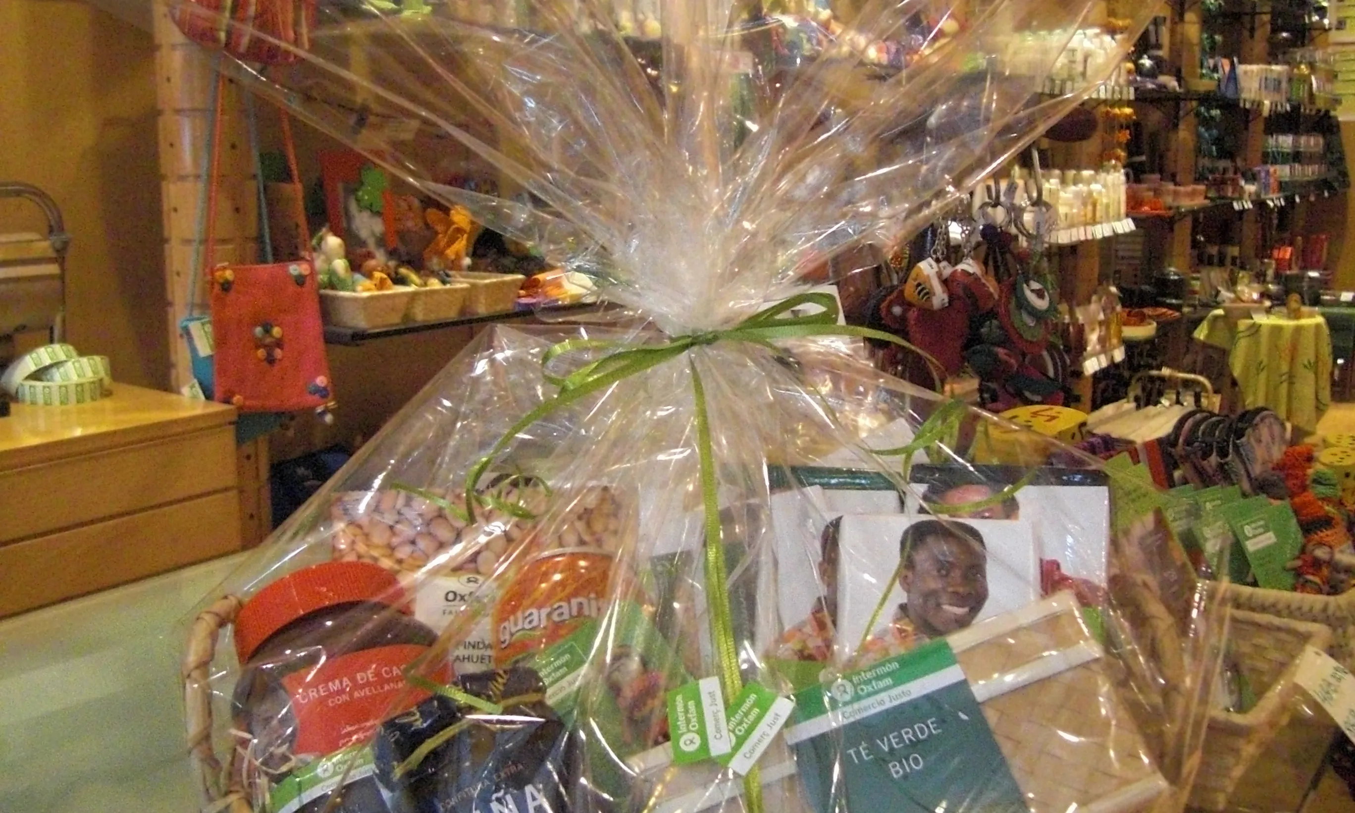 Lot de productes solidaris d'Intermón Oxfam