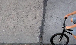 Nens en bicicleta, de VANCENITB a Flickr