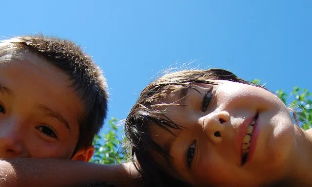 Nens de l'AEiG Anselm Albareda de Barcelona en uns campaments. Foto: MEG