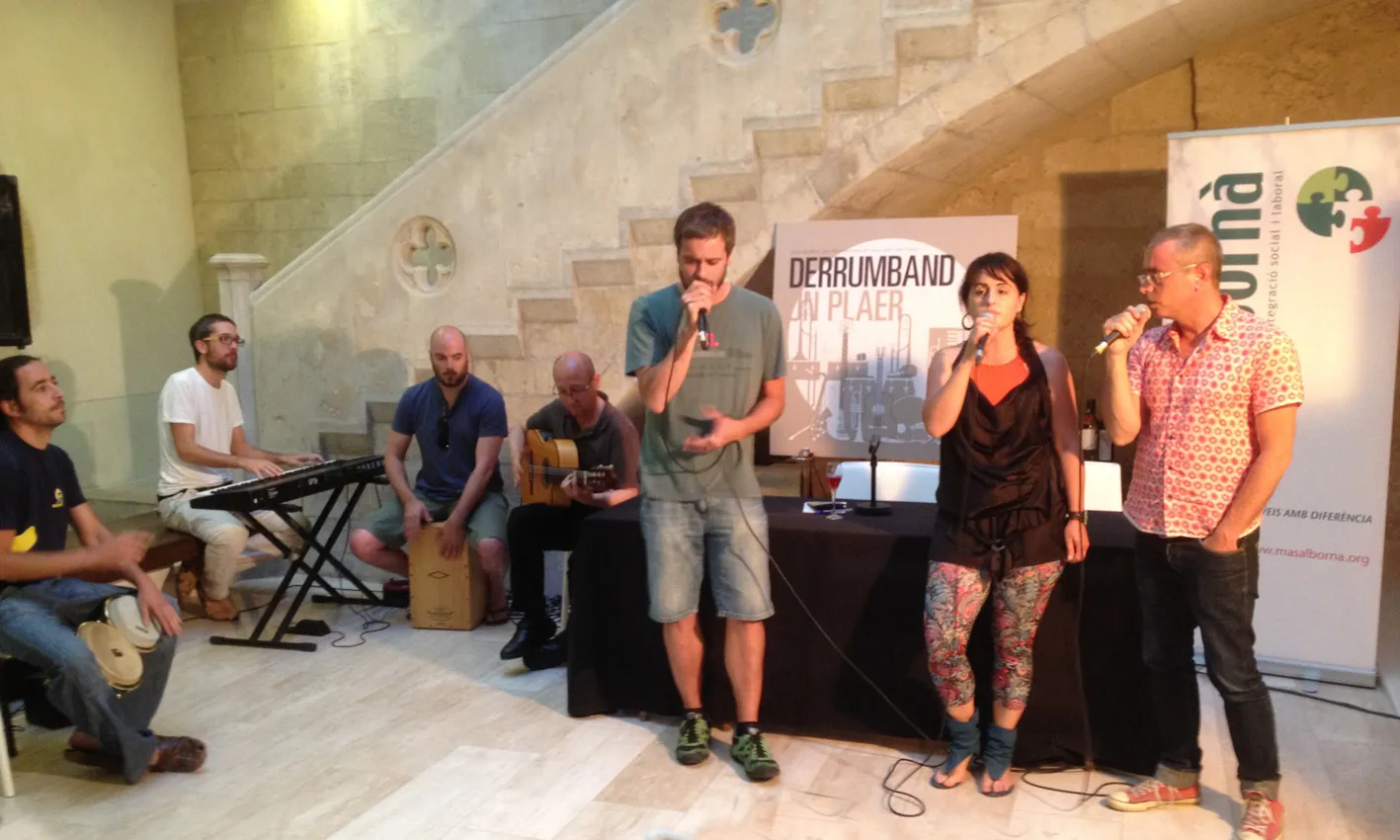Presentació del disc de Derrumband amb la Fundació Mas Albornà