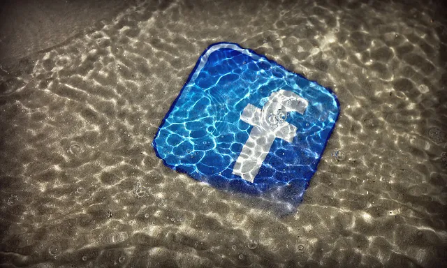 Facebook. Imatge de la galeria Flickr de mkhmarketing