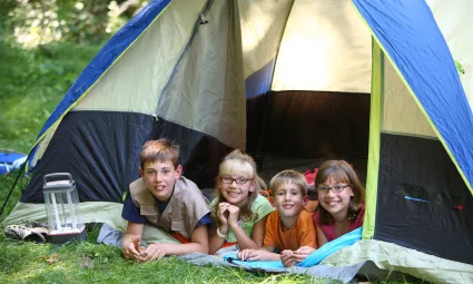 Nens d'acampada