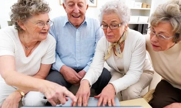 El projecte SAAPHO oferirà eines per fer un seguiment sanitari de la gent gran