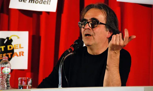 Joan Subirats, fent una conferència (Font: flickr.com)