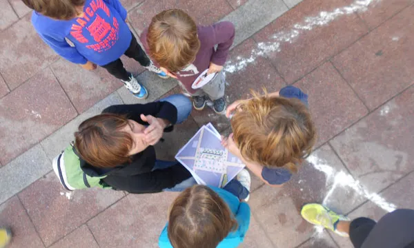 Participants de la 2a edició de la Cursa d'Orientació Popular de Gràcia