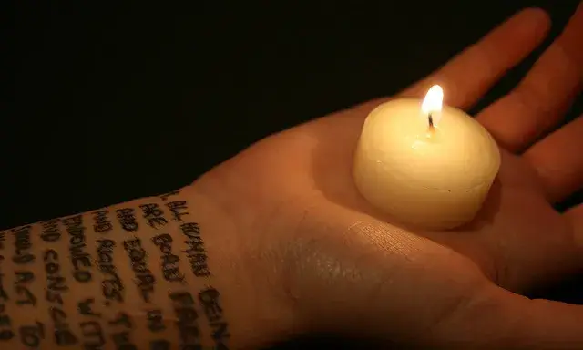 Human rights. Font:Catching.Light (flickr)