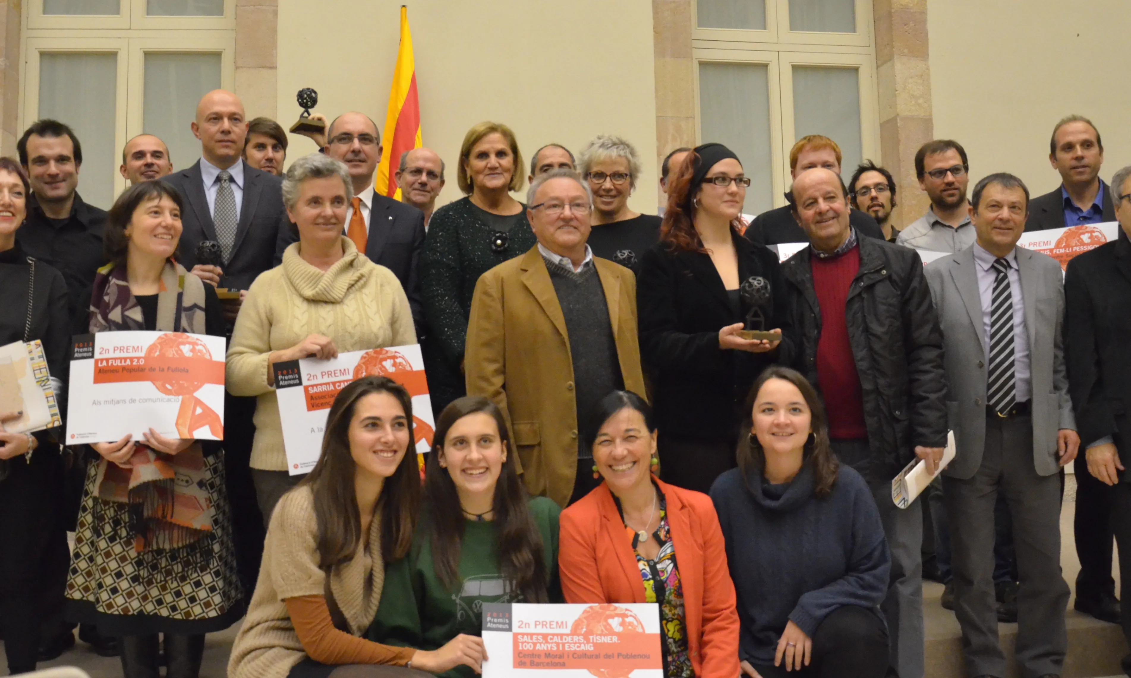 La Presidenta i les autoritats amb els guanyadors.
