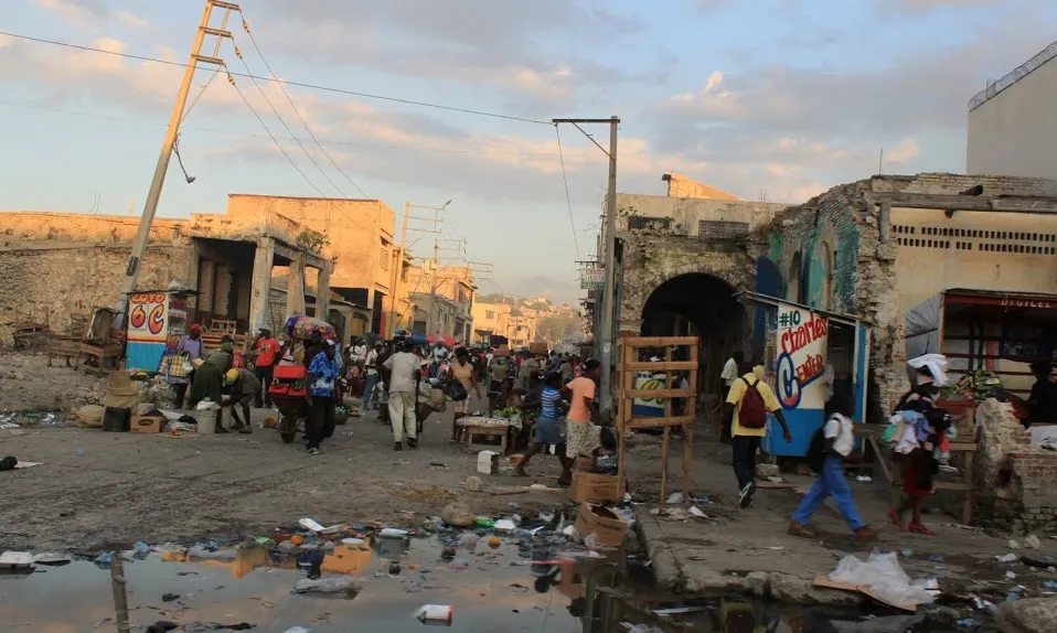 Barri del mercat central a Port-au Prince (Font: ACUP)