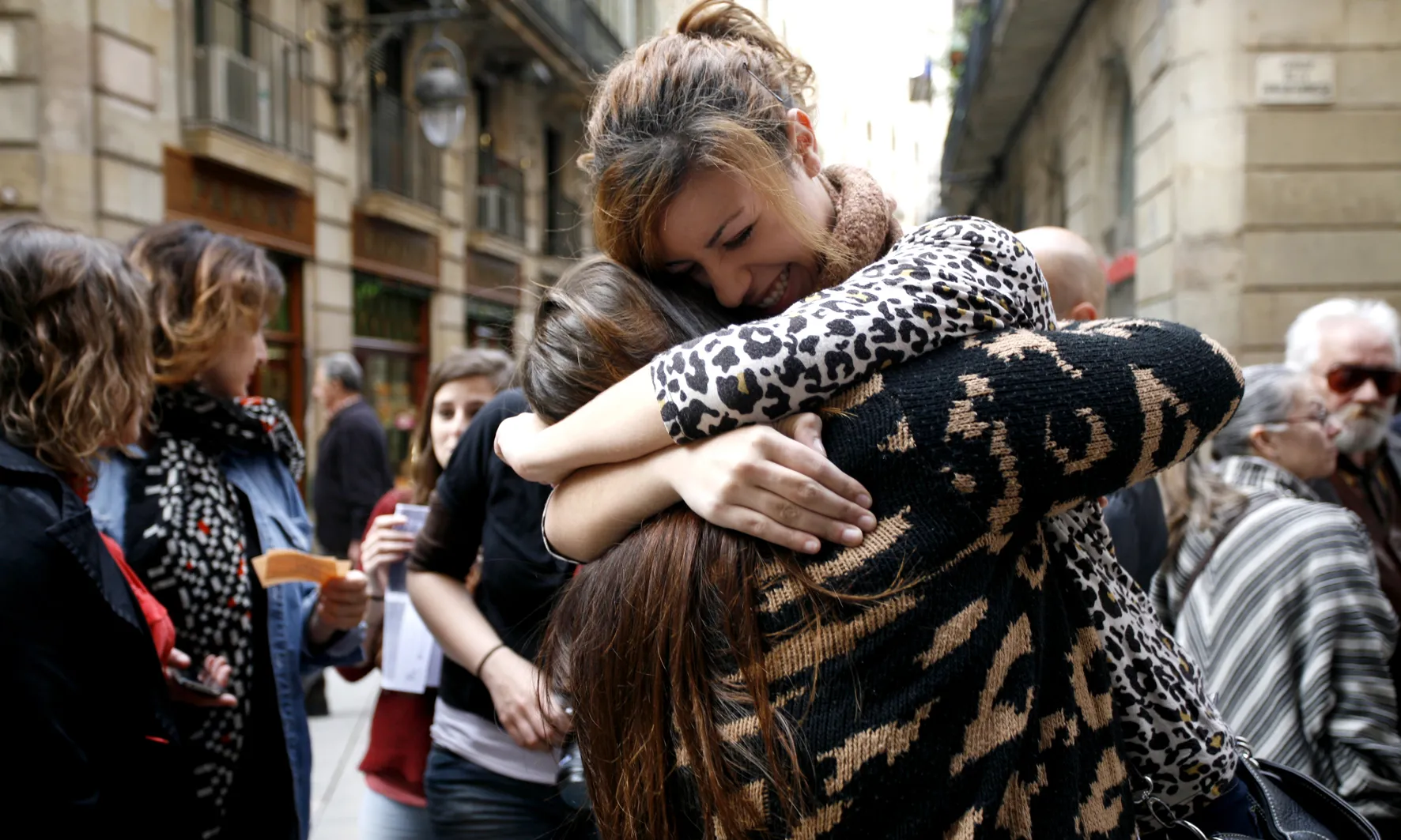 El preu d'un llibre és fer una abraçada, a Barcelona el 2012