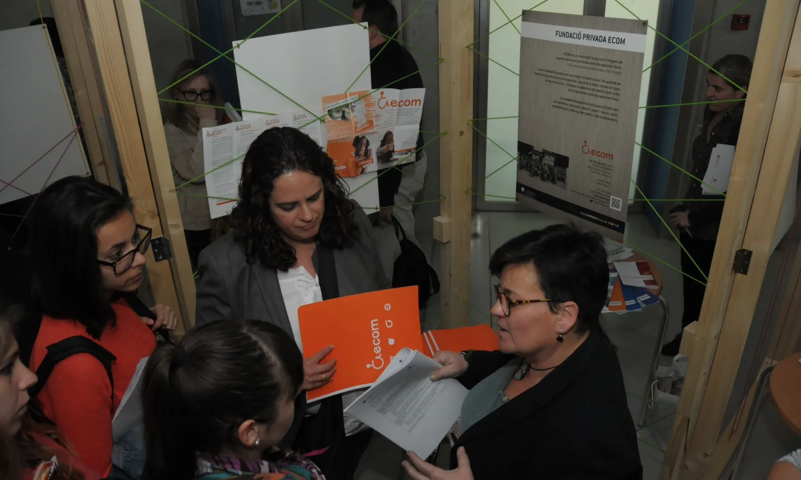 Presentació de projectes socials al Mercat del 24 d'abril (Font: URV)