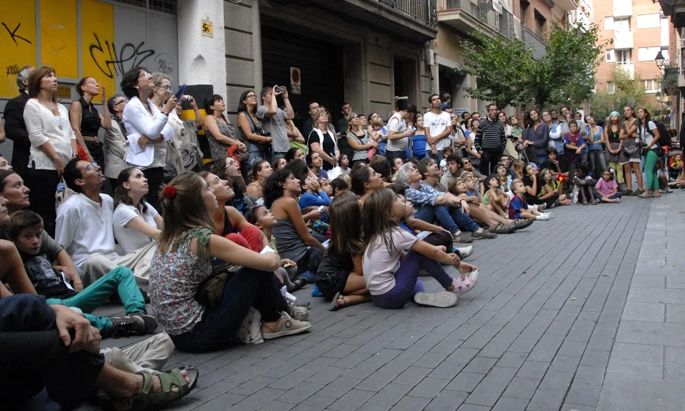 Públic del "Fes-te balcons". Fotografia: DyA, de la Rosa