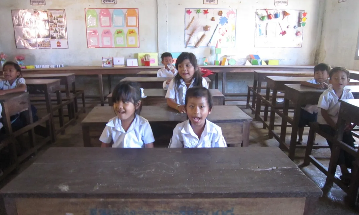 L'aula d'una escola a Cambodja