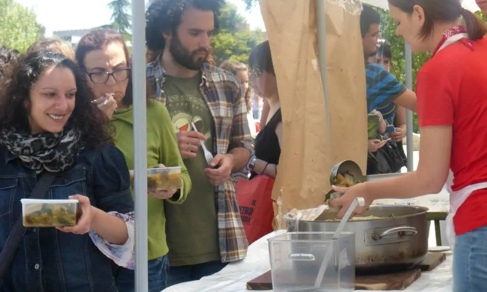 Sant Jordi Solidari organitzat per diferents col·lectius