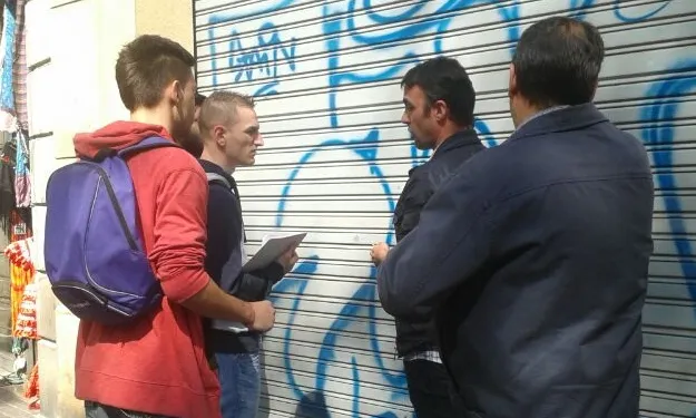 Projecte "Persianes netes" al Raval