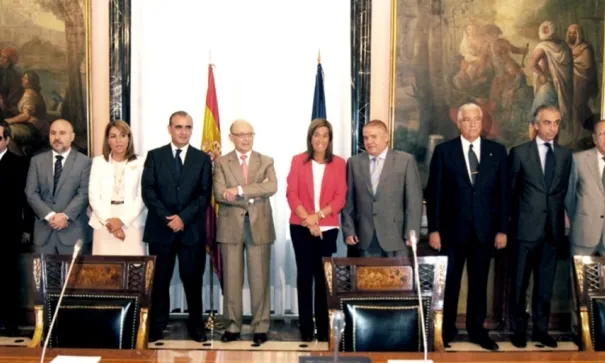 Reunio del Govern amb el Tercer Sector. Font: unad.org