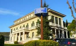 Universitat Oberta de Catalunya.
