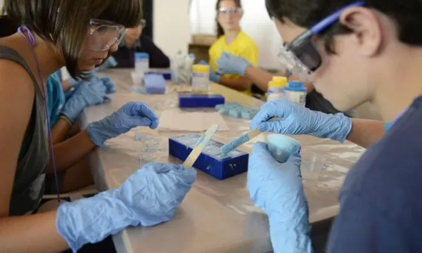 Èxit dels primers tallers sobre fabricació digital. Foto FabLabKids