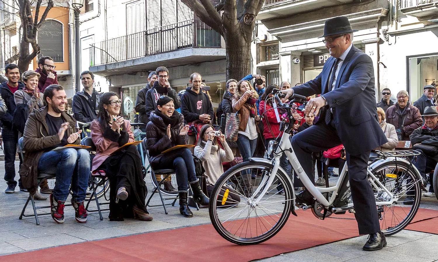 Desfilada realitzada al febrer durant el Girona Cycle Sexy - Font: ecologistes.net