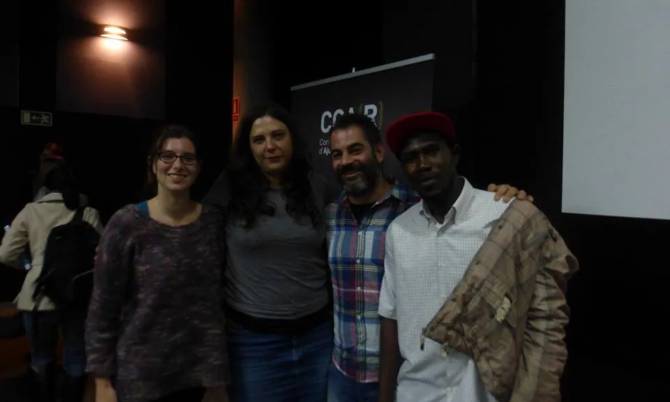 Sara Martínez, de la FAS. Estela Pareja, del CEAR. Yacou i David Fedele, a la Sala de Cinema de la UAB (Font: FAS)
