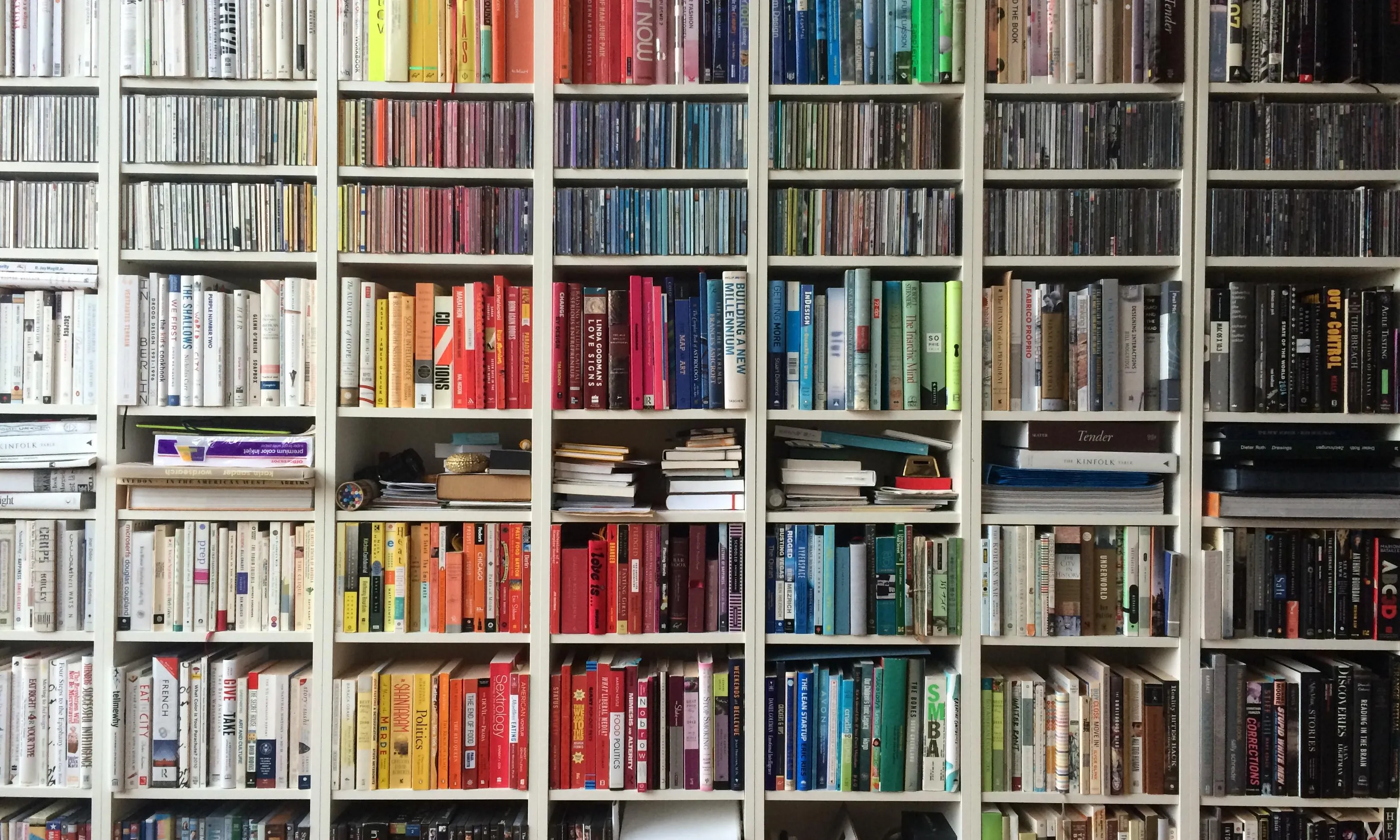 Llibres i publicacions per gestionar entitats internacionals