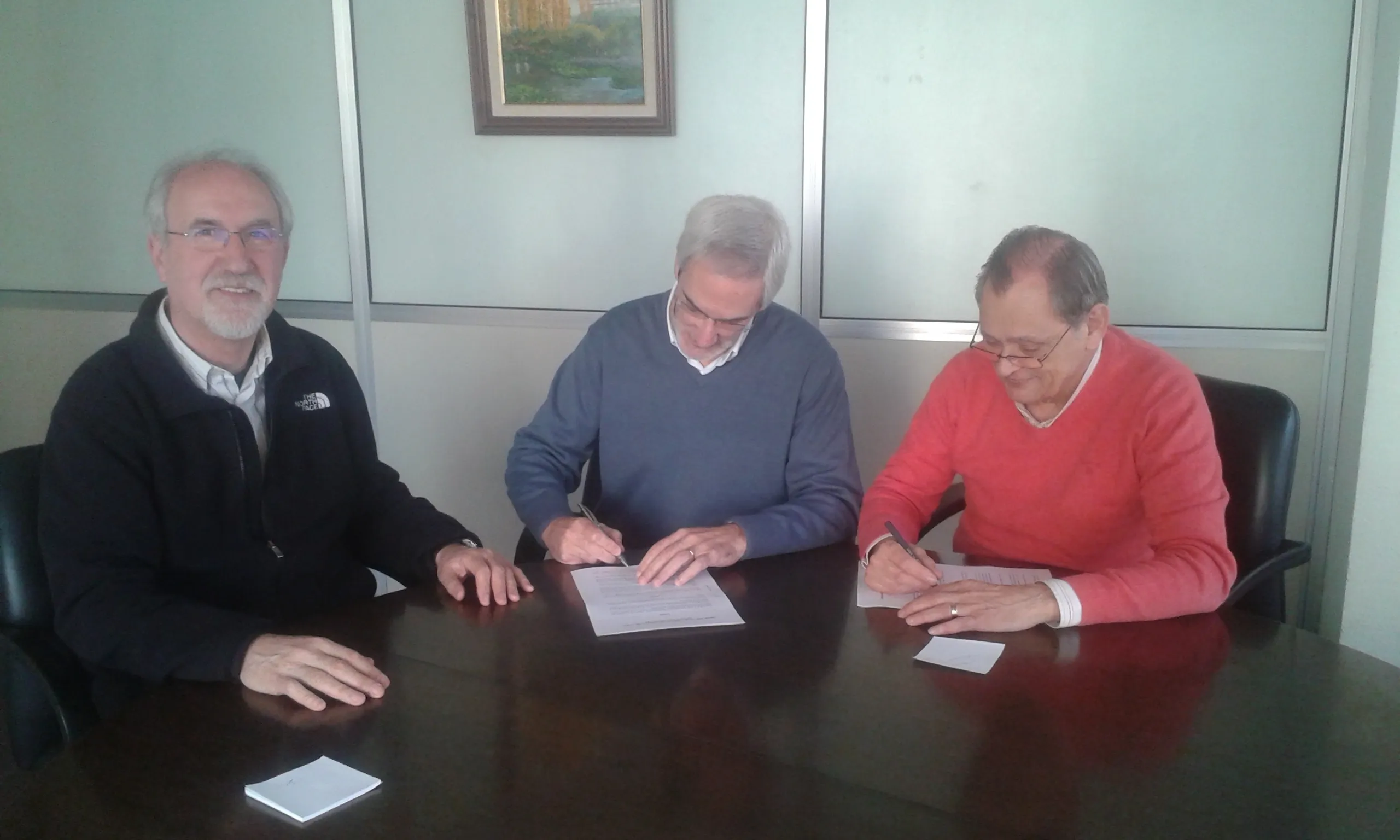 CONEX i la Fundació Llars Compartides, signen un nou conveni.