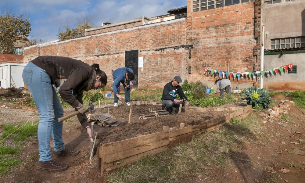 Espai polivalent a Poblenou connect HORT (connecthort@gmail.com)