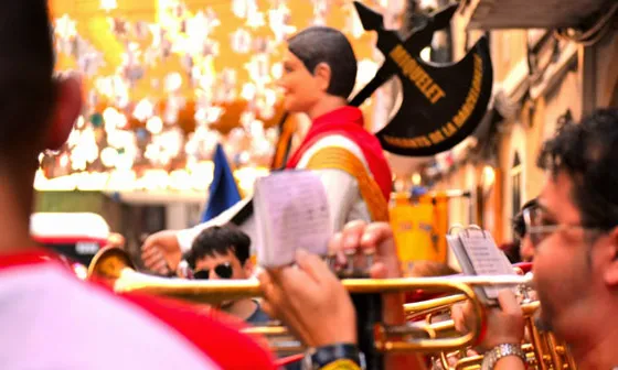 Els Cors Muts recorden el passat gremial dels barris de la Barceloneta i el Raval