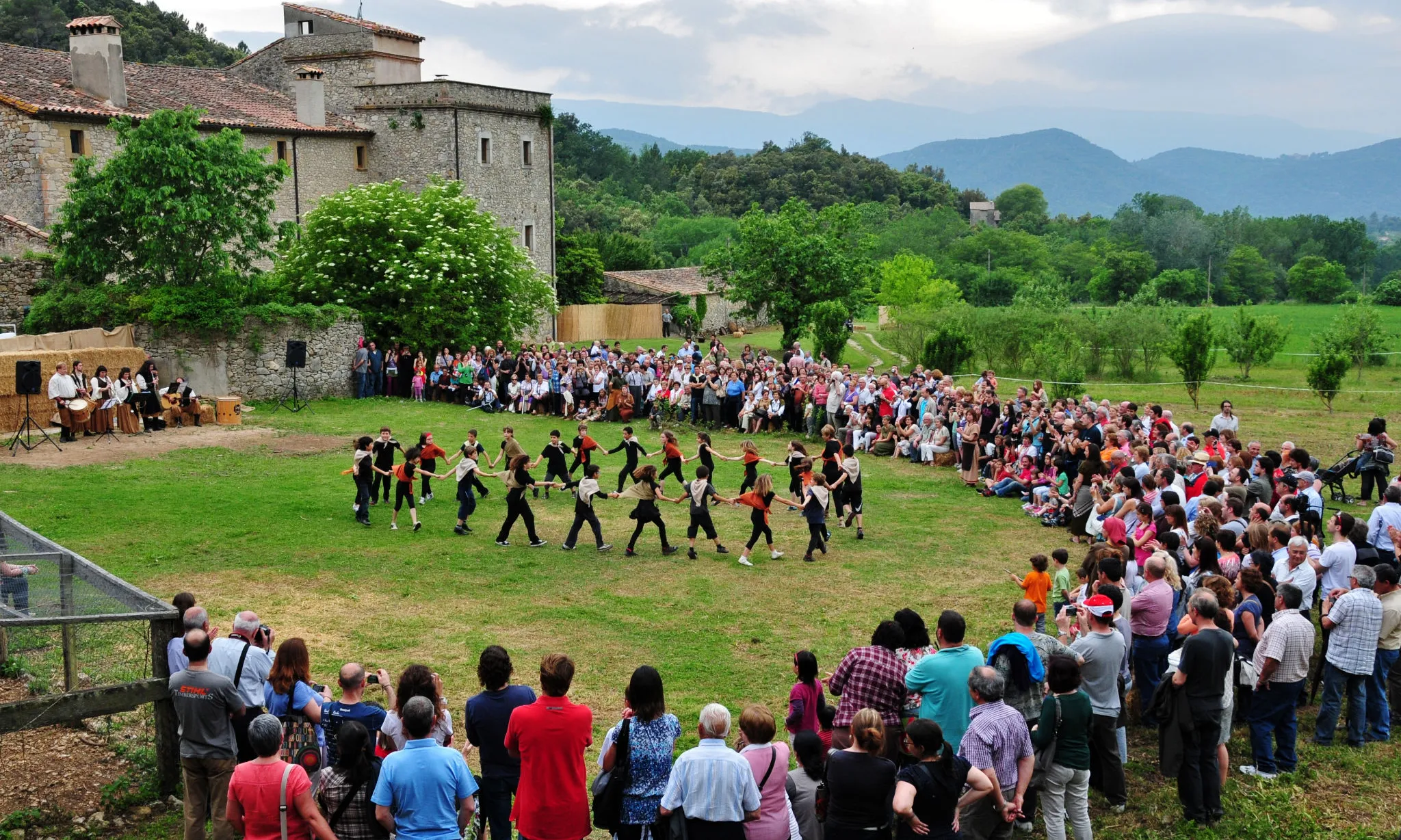 Vall dels infants a la festa remença