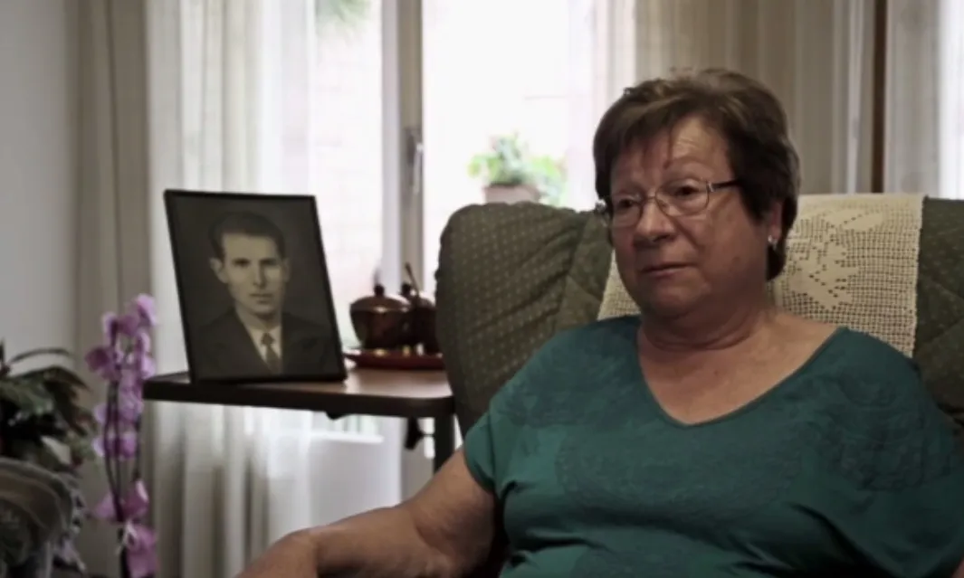 Fotograma del curt documental #elcamídunprotocol