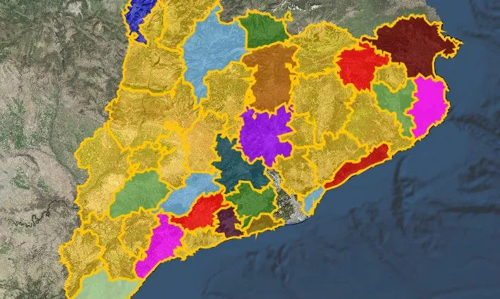 Mapa amb les 42 comarques catalanes.