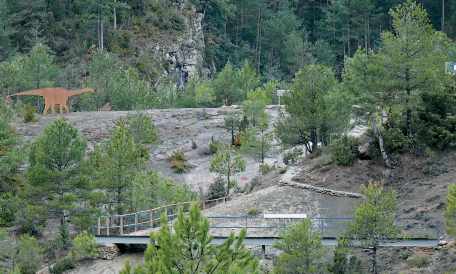 Associació d'Amics dels Dinosaures de l'Alt Urgell.