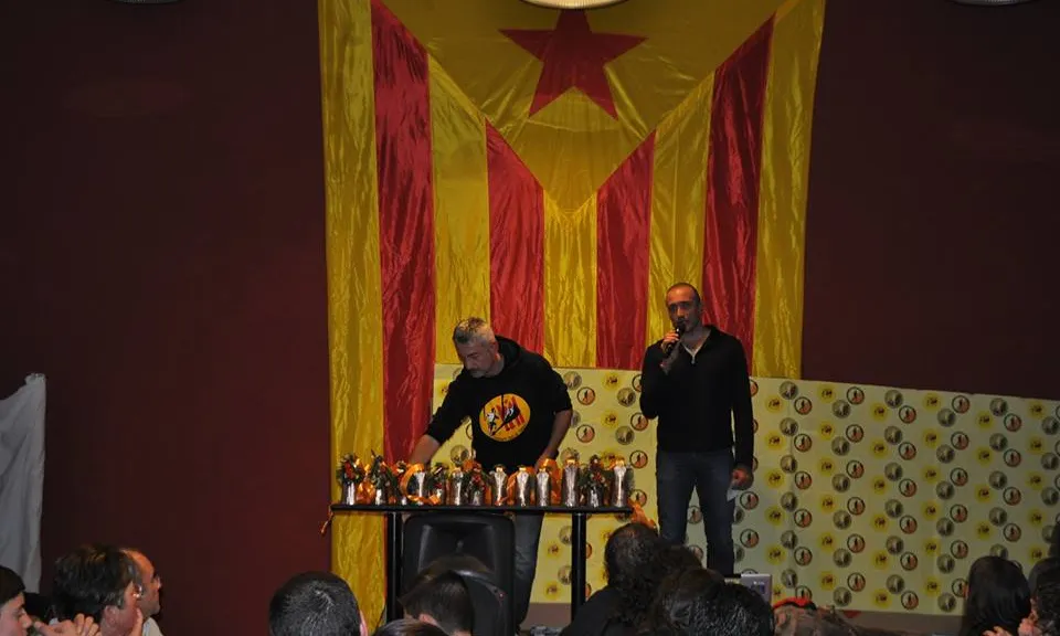 L'entitat AMPERT va rebre el donatiu recaptat de les lligues de Curses de Muntanya