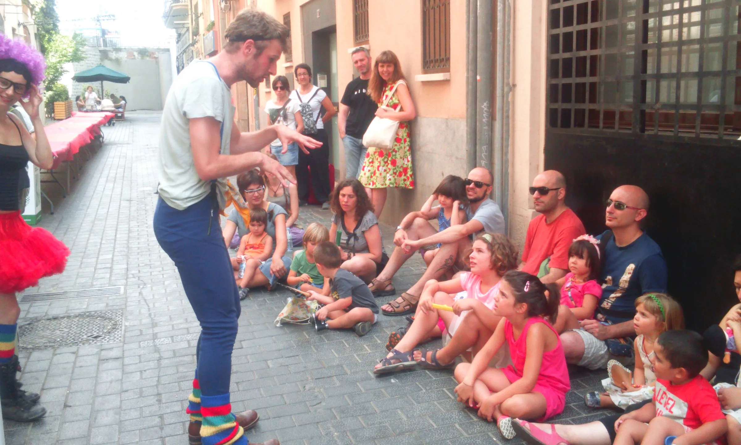 Contacontes infantil Gogaritxi i Txitxinabo a la Festa del 10è aniversari de la cooperativa